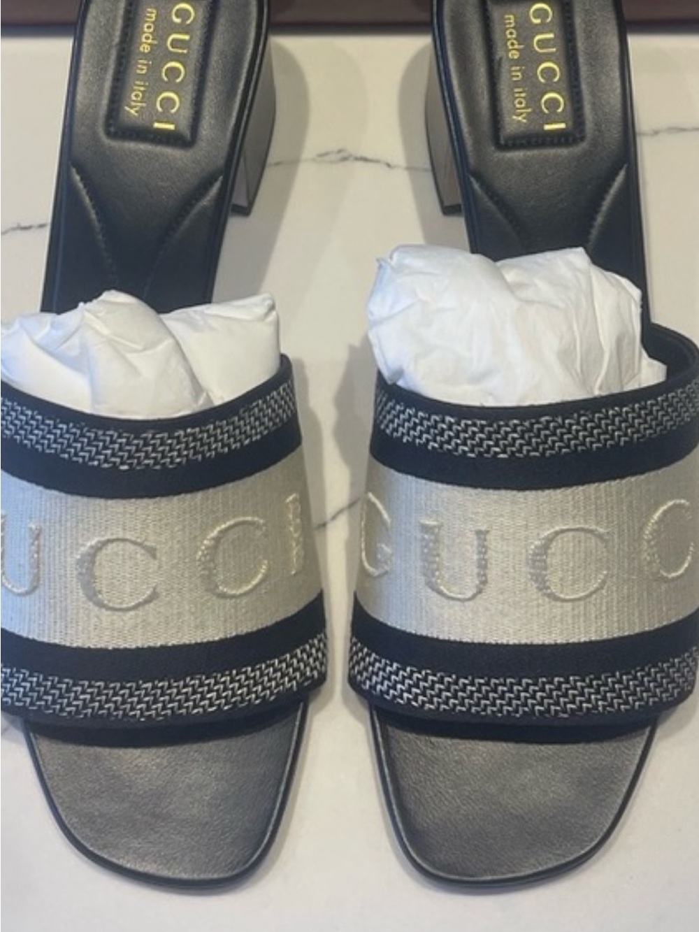 NWT Gucci Embroidered Logo Slide Sandals Black Ivory EU 38 US 8 Made in Italy